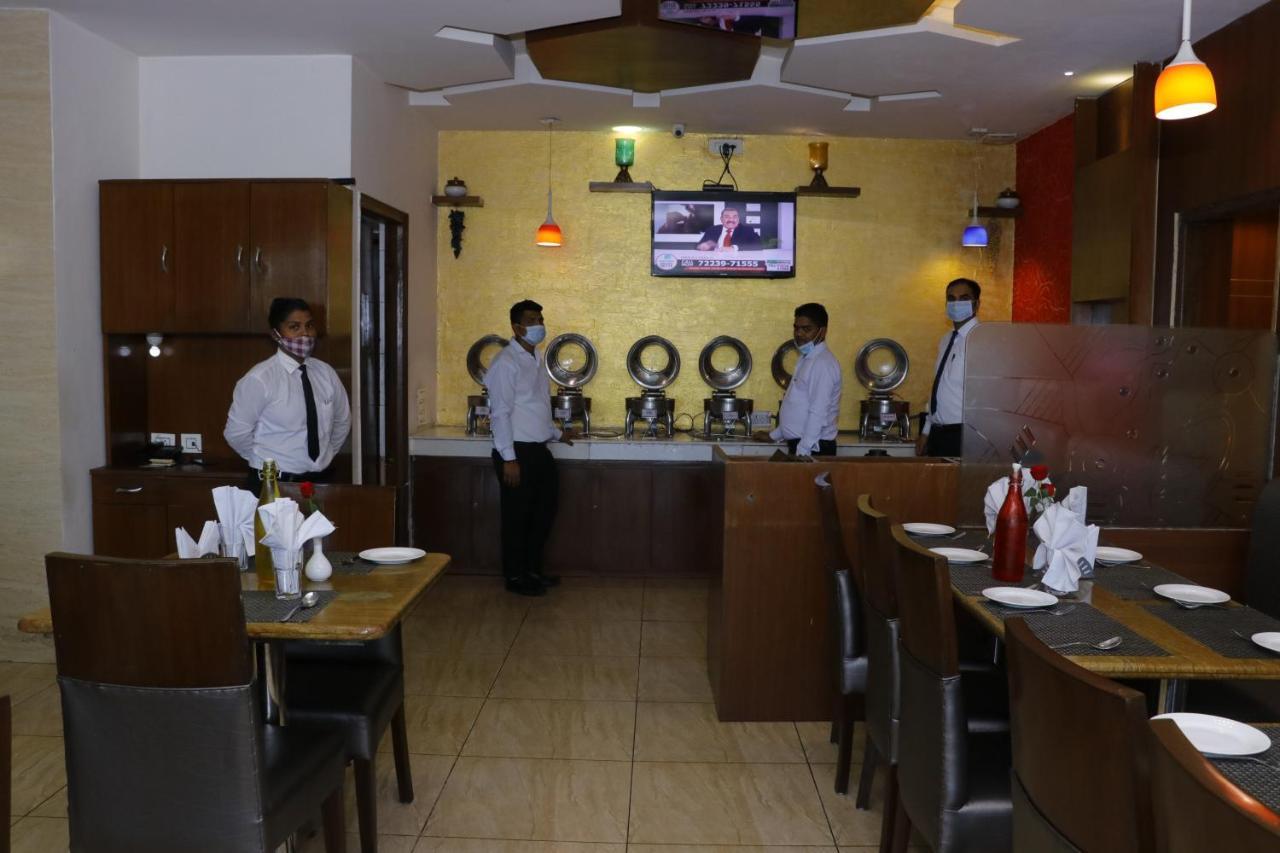 Hotel S C Residency Zirakpur Exterior photo