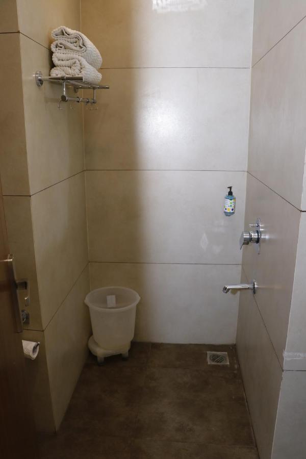 Hotel S C Residency Zirakpur Exterior photo